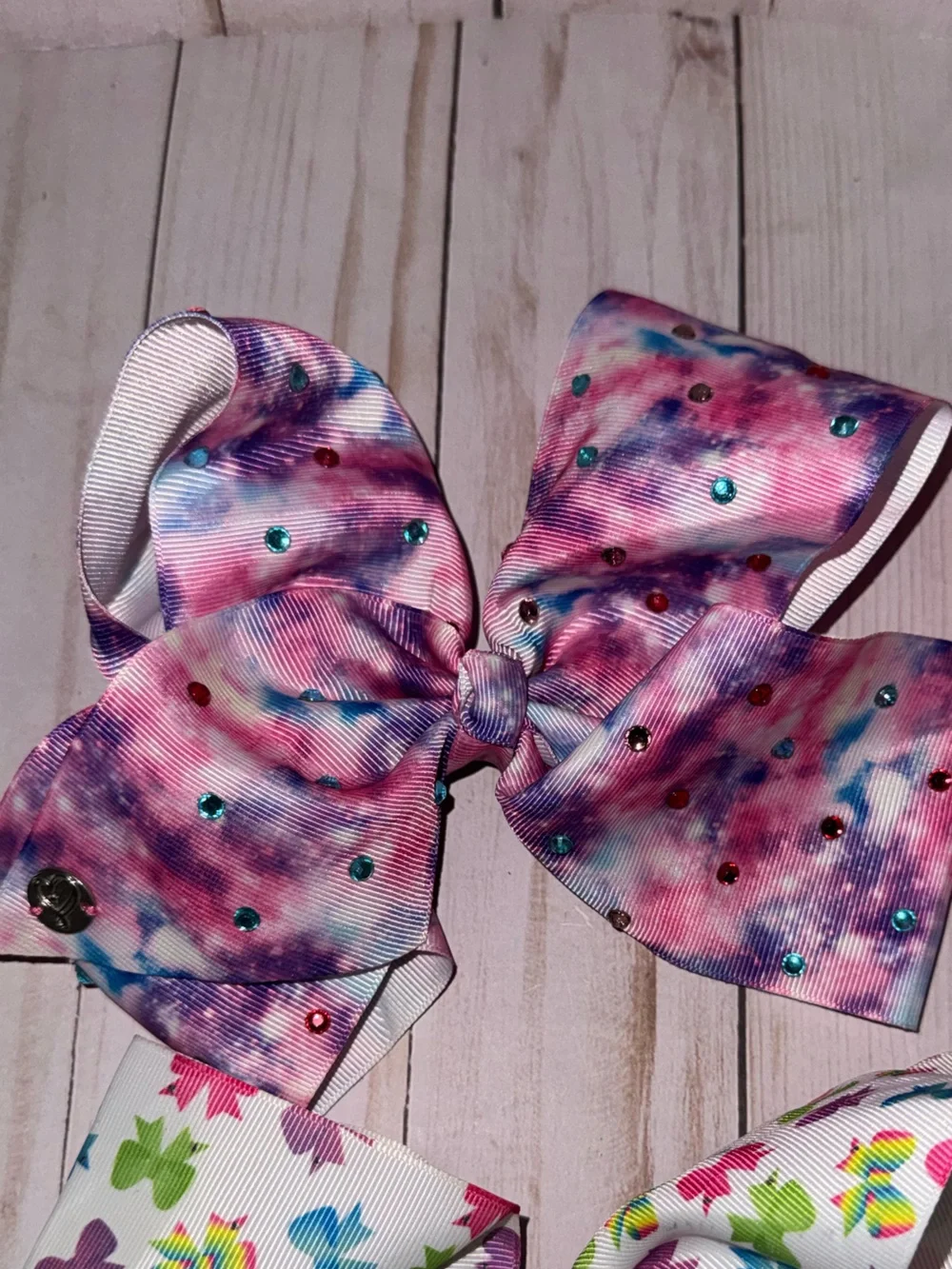 Jojo bows